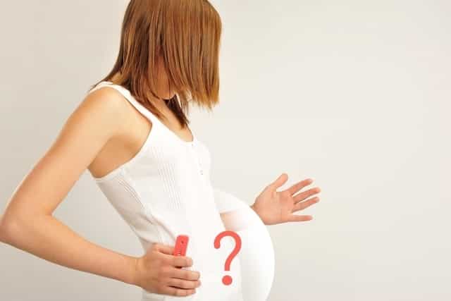 11 testes de gravidez caseiros com xixi e como traduzir seus resultados