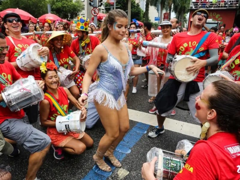15 músicas que devem bombar no Carnaval 2023