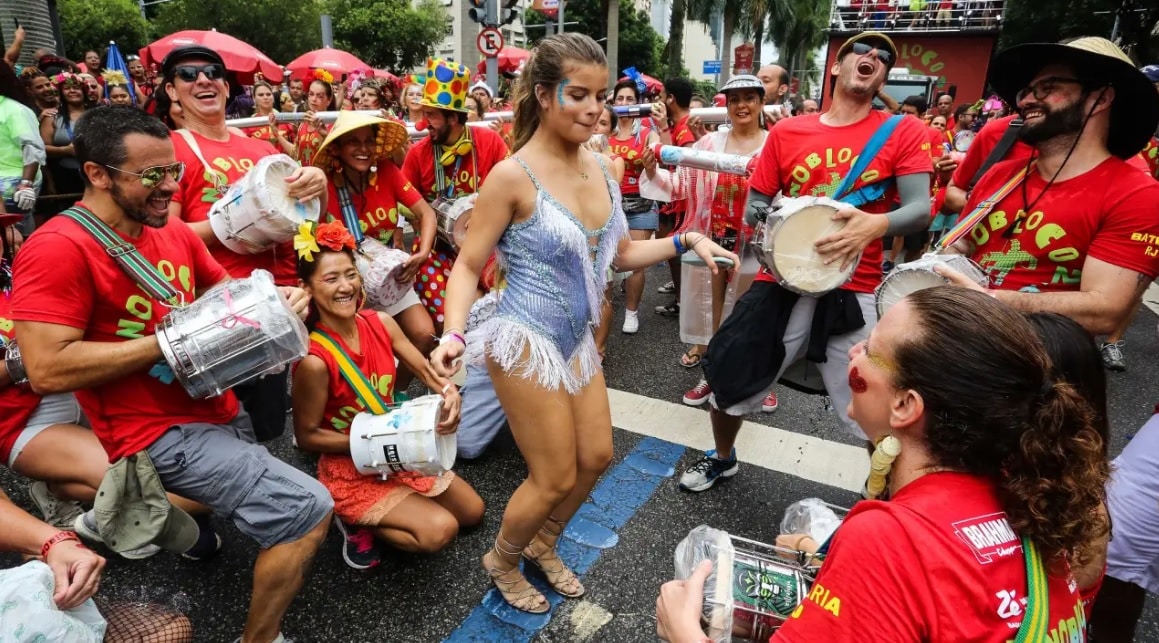 15 músicas que devem bombar no Carnaval 2023
