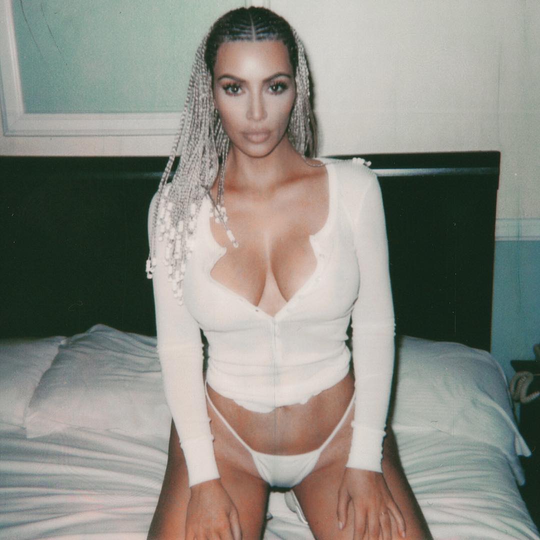 Fotos de Kim Kardashian voltam a causar no Instagram