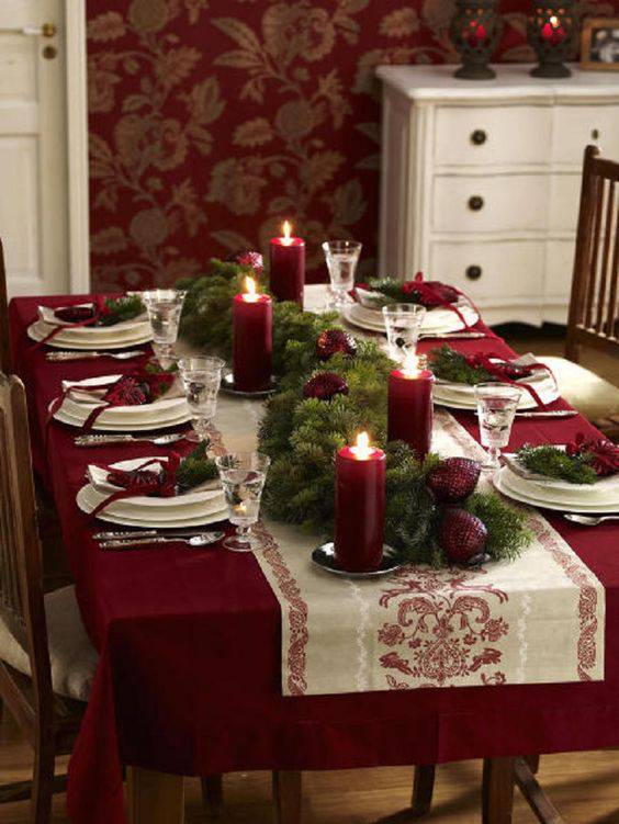 30 imagens de decoração de mesa de Natal para te inspirar