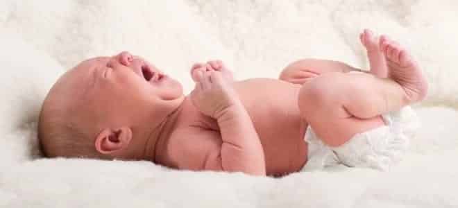 5 sintomas de cólica de bebe para você conseguir identificar