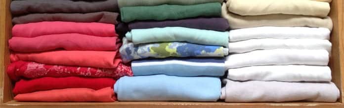 9 dicas úteis e ótimas de como organizar o guarda-roupa