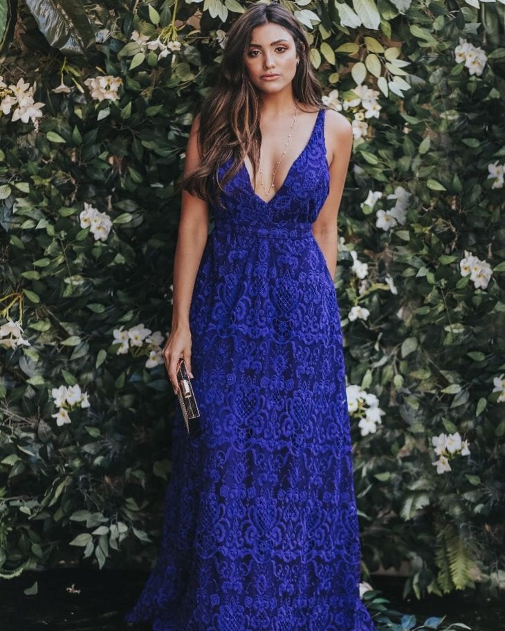 Azul Royal - sua história e inspirações de vestidos estonteantes