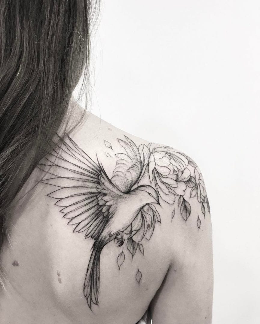 Tatuagem no ombro - 50 ideias para você se inspirar