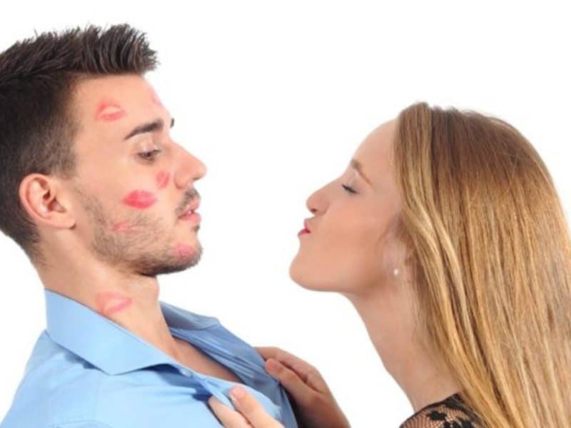 Beijo de língua: dicas e técnicas para beijos de tirar o fôlego