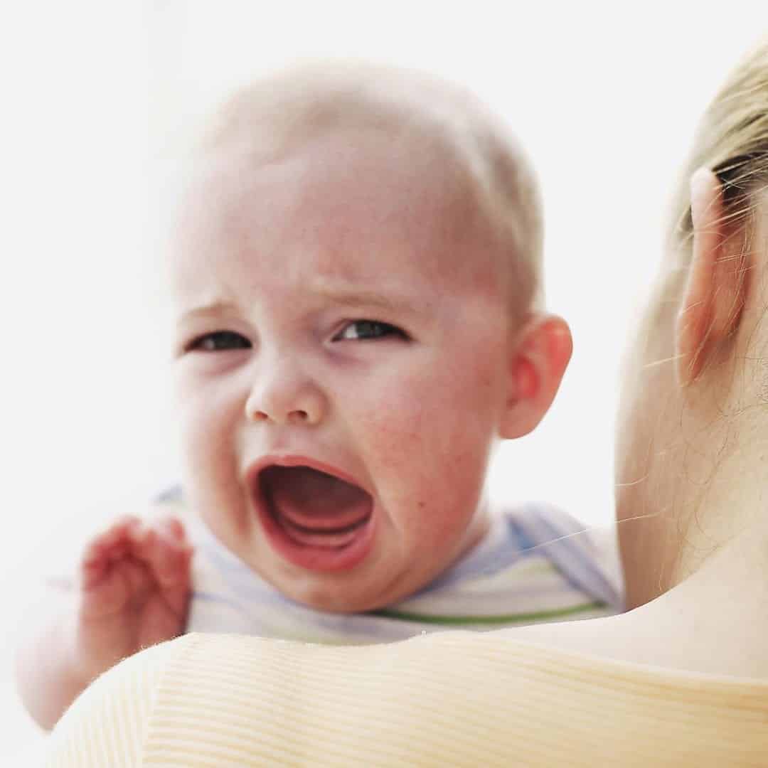 Bebê chorando- Quais motivos, como acalmá-lo e o que fazer