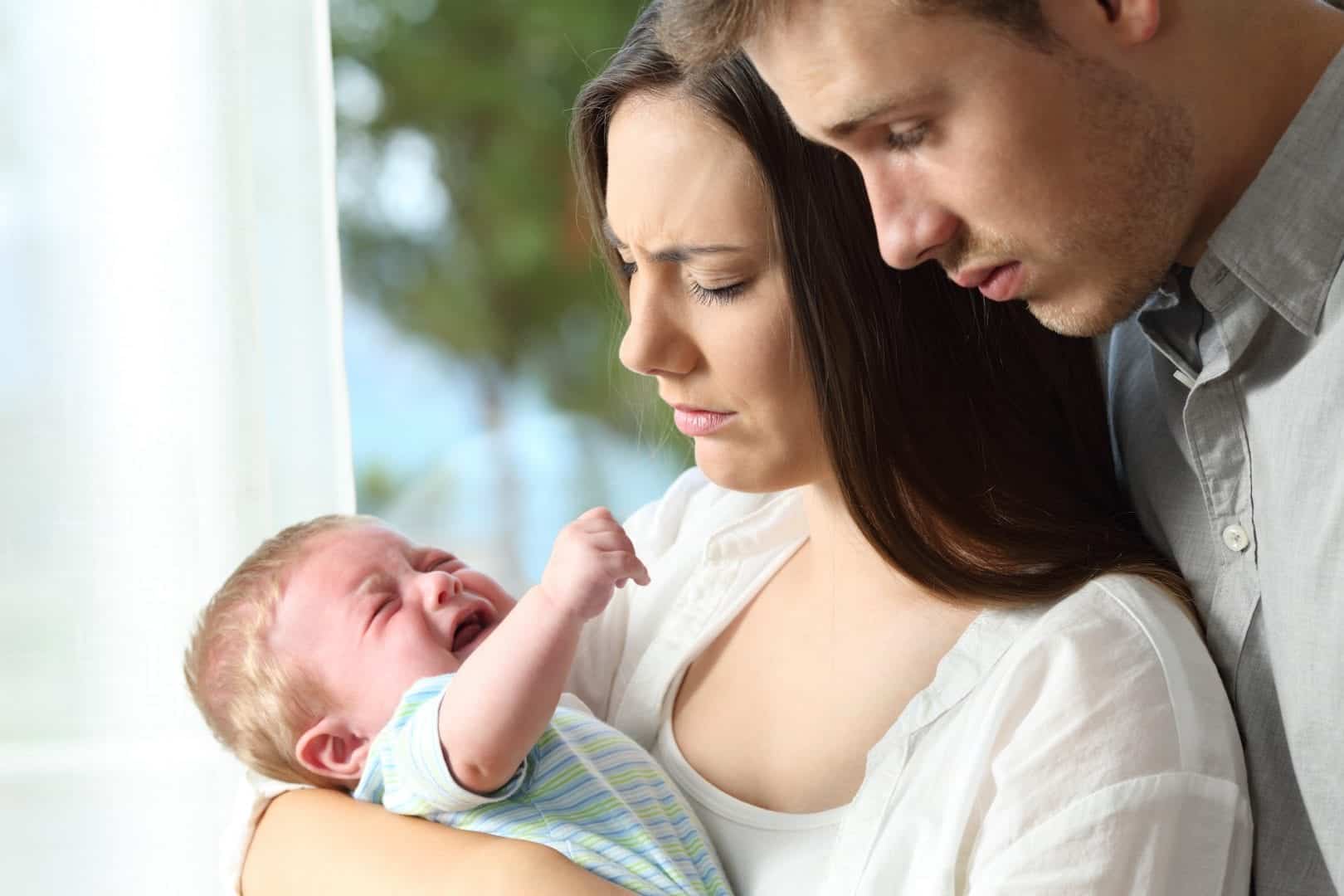 Bebê chorando- Quais motivos, como acalmá-lo e o que fazer