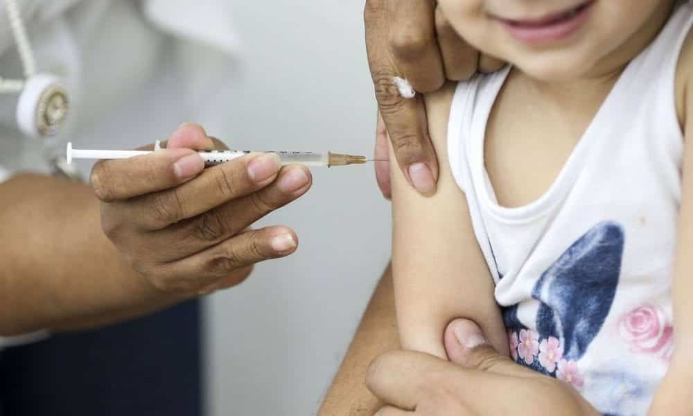 9 vacinas obrigatórias em todo o território nacional