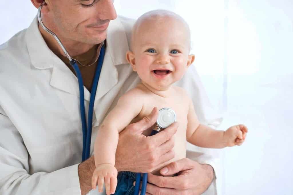 Como cuidar de bebê da forma certa? Veja 20 dicas infalíveis