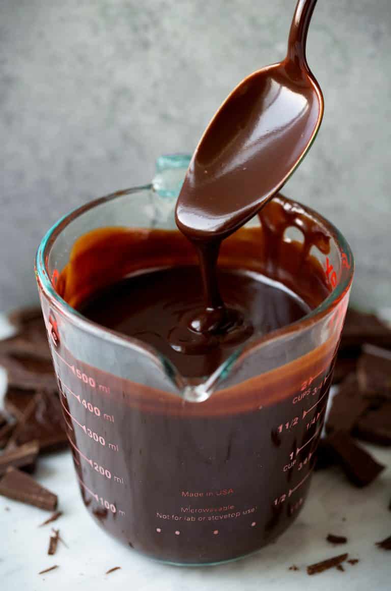 Como fazer chocolate - Ao leite e amargo