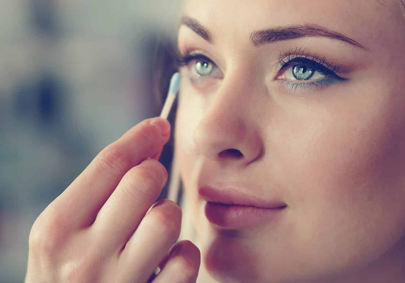 Diluidor de maquiagem- Para que serve, benefícios + melhores marcas