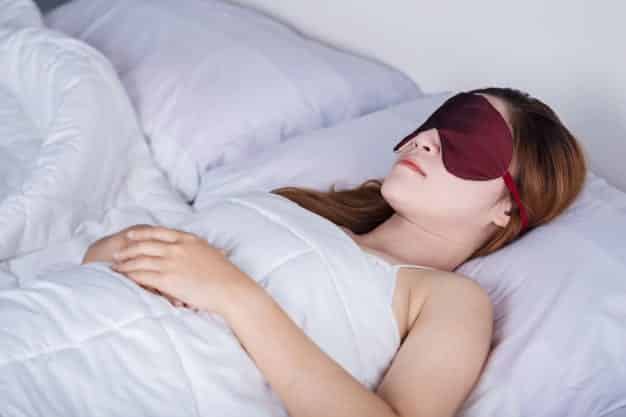 Máscara para dormir – Benefícios, tipos e critérios de compra