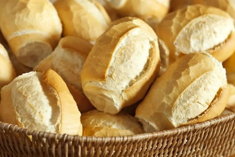 Pão francês - qual sua origem, de onde vem esse nome e como fazer?