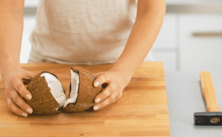 Como fazer farinha de coco