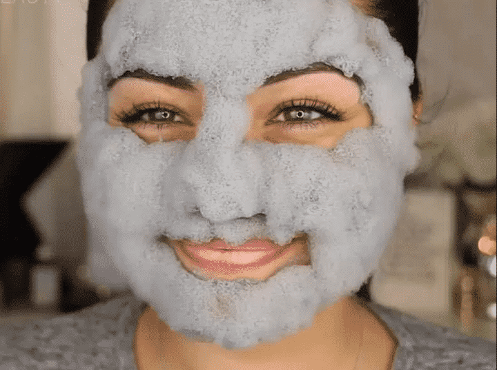 Máscara coreana — o que é? Tipos, benefícios e passo a passo para aplicar na pele