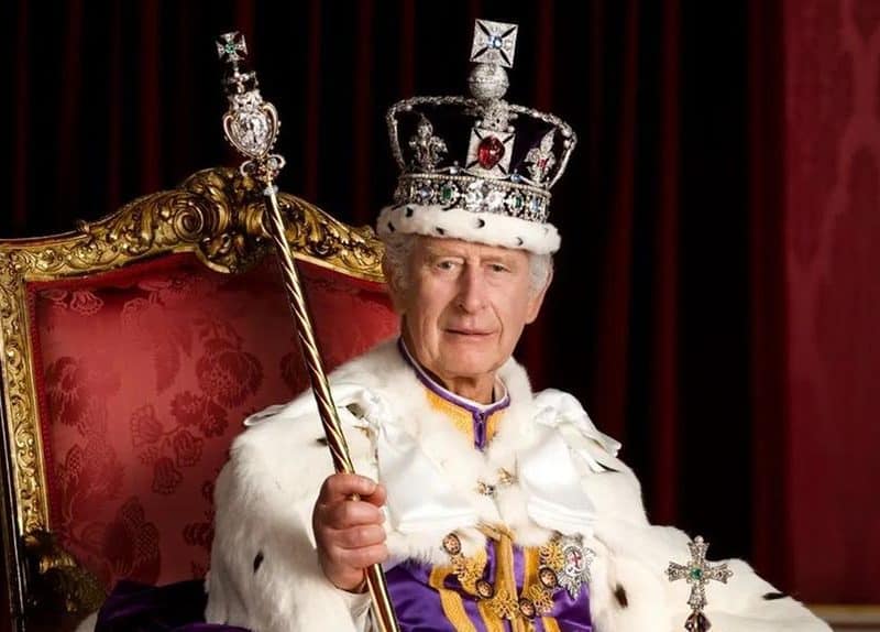 Charles III: conheça a biografia do rei da Inglaterra