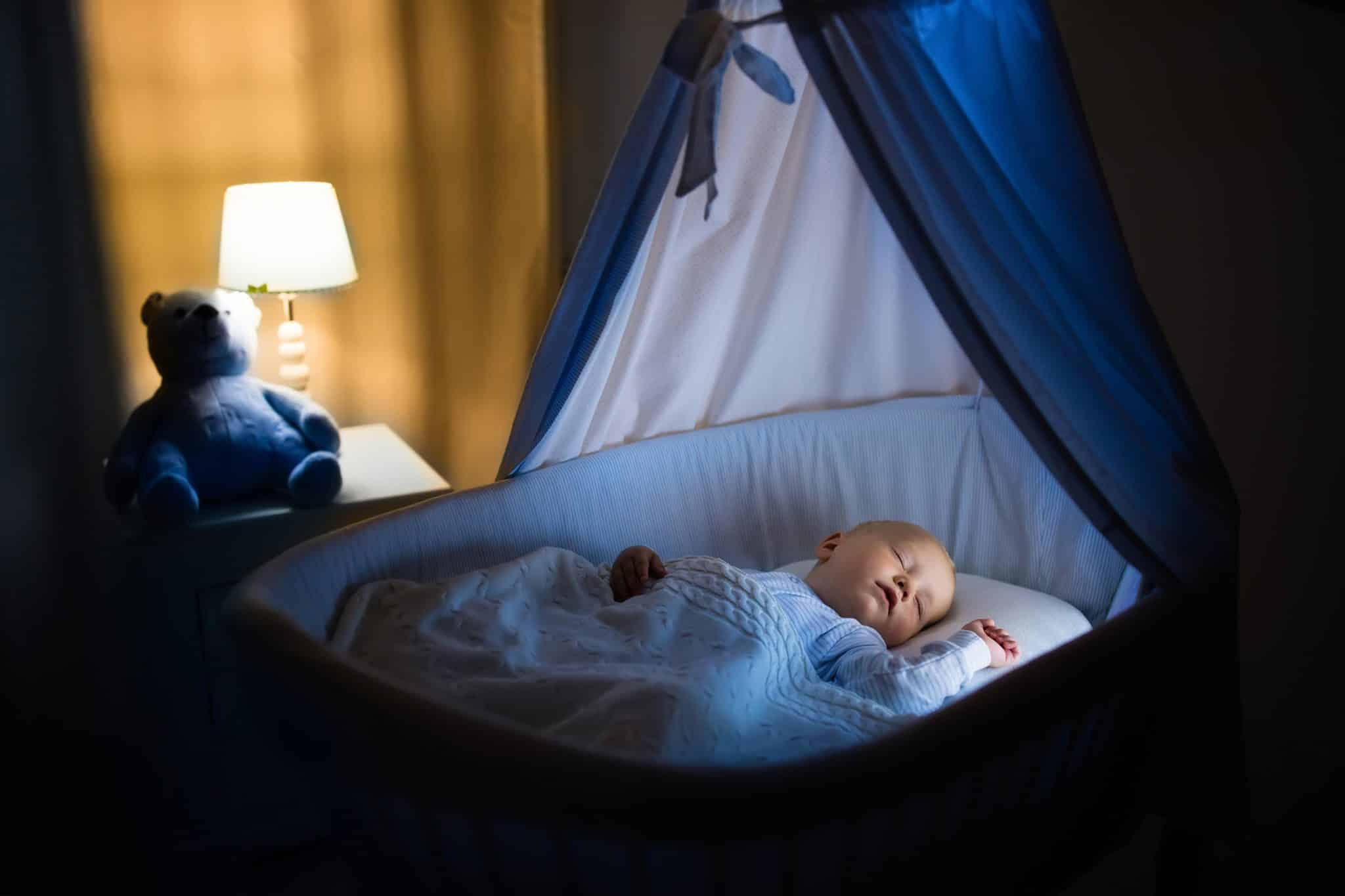 Como fazer o bebê dormir a noite toda: 20 dicas incríveis para os pais