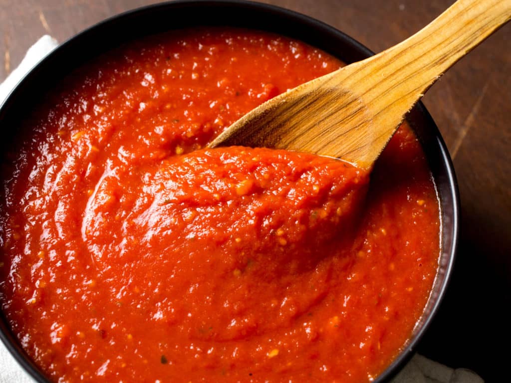 Molho de tomate caseiro perfeito (para congelar)