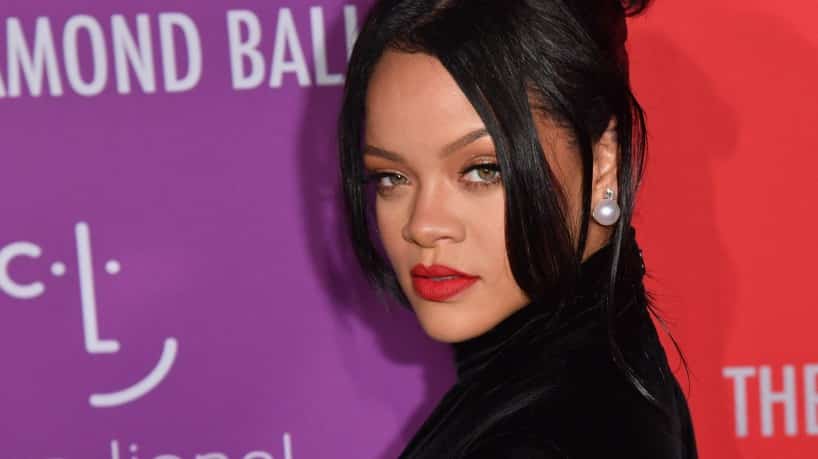Rihanna é a nova bilionária da Forbes