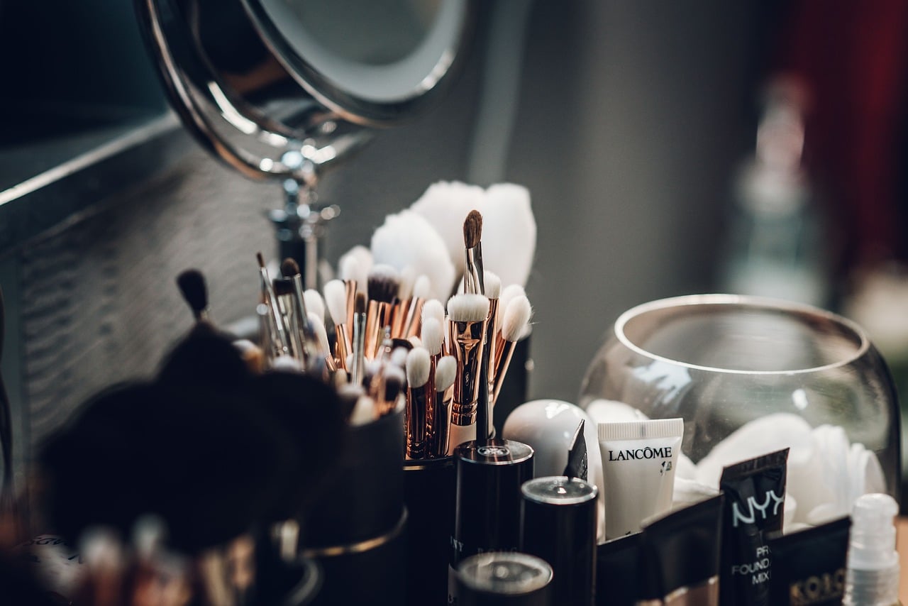 Como organizar e armazenar maquiagem?